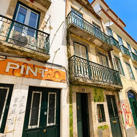 & Historical Flat In Bairro Alto Lisboa