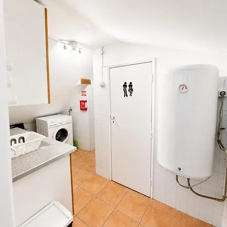 & Historical Flat In Bairro Alto Lisboa